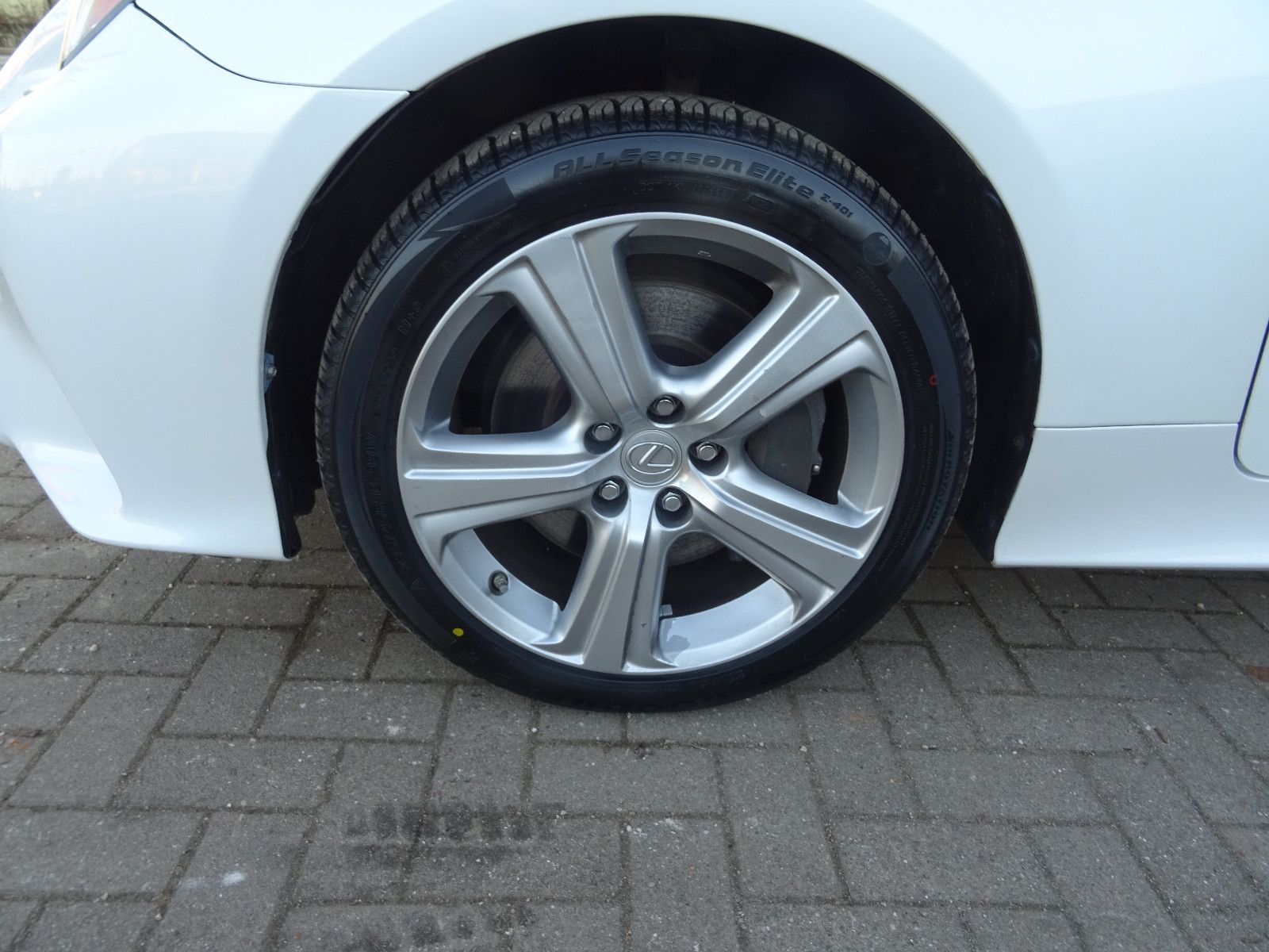 Lexus RC 350 AWD-Leder-Allrad-Bi-Xenon- foto 13