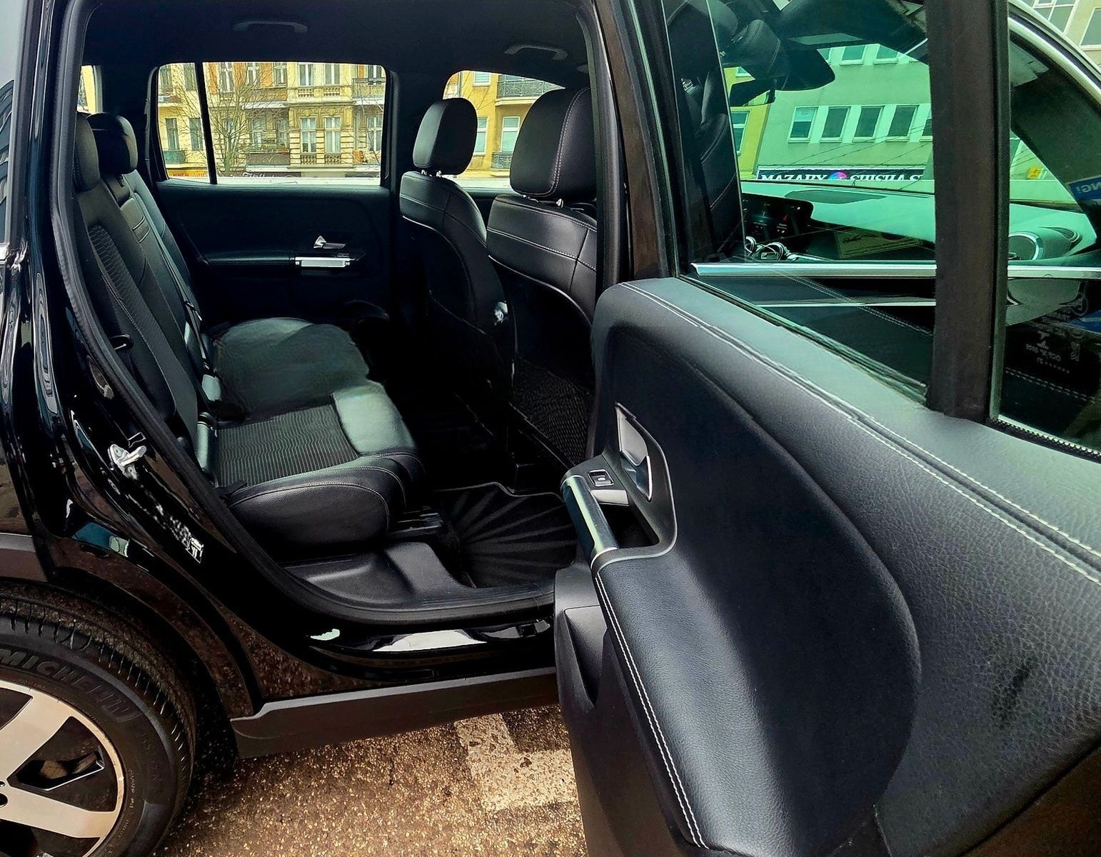 Mercedes-Benz GLB 200 d*AUT*NAVI*7 SITZER*R-CAM*AHK foto 13