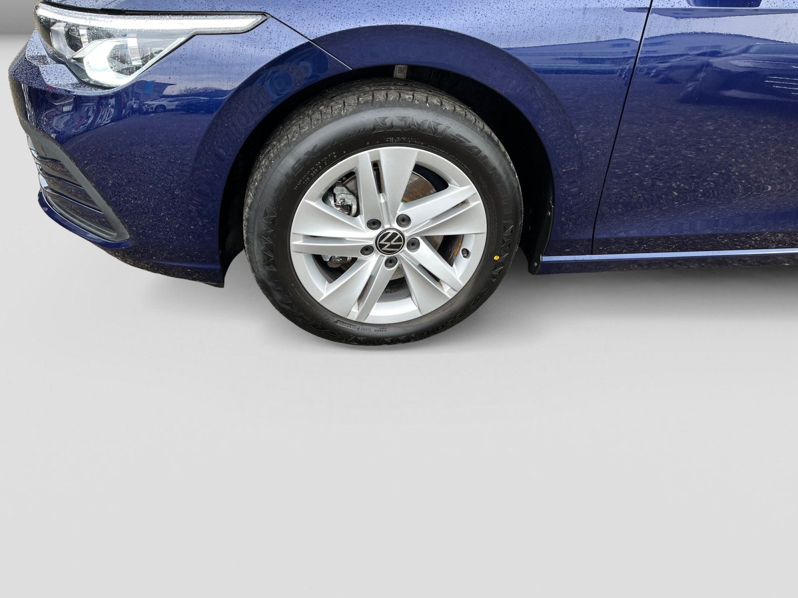 Volkswagen Golf VIII Variant 1.5TSI Life ACC Cam Navi Pano foto 5