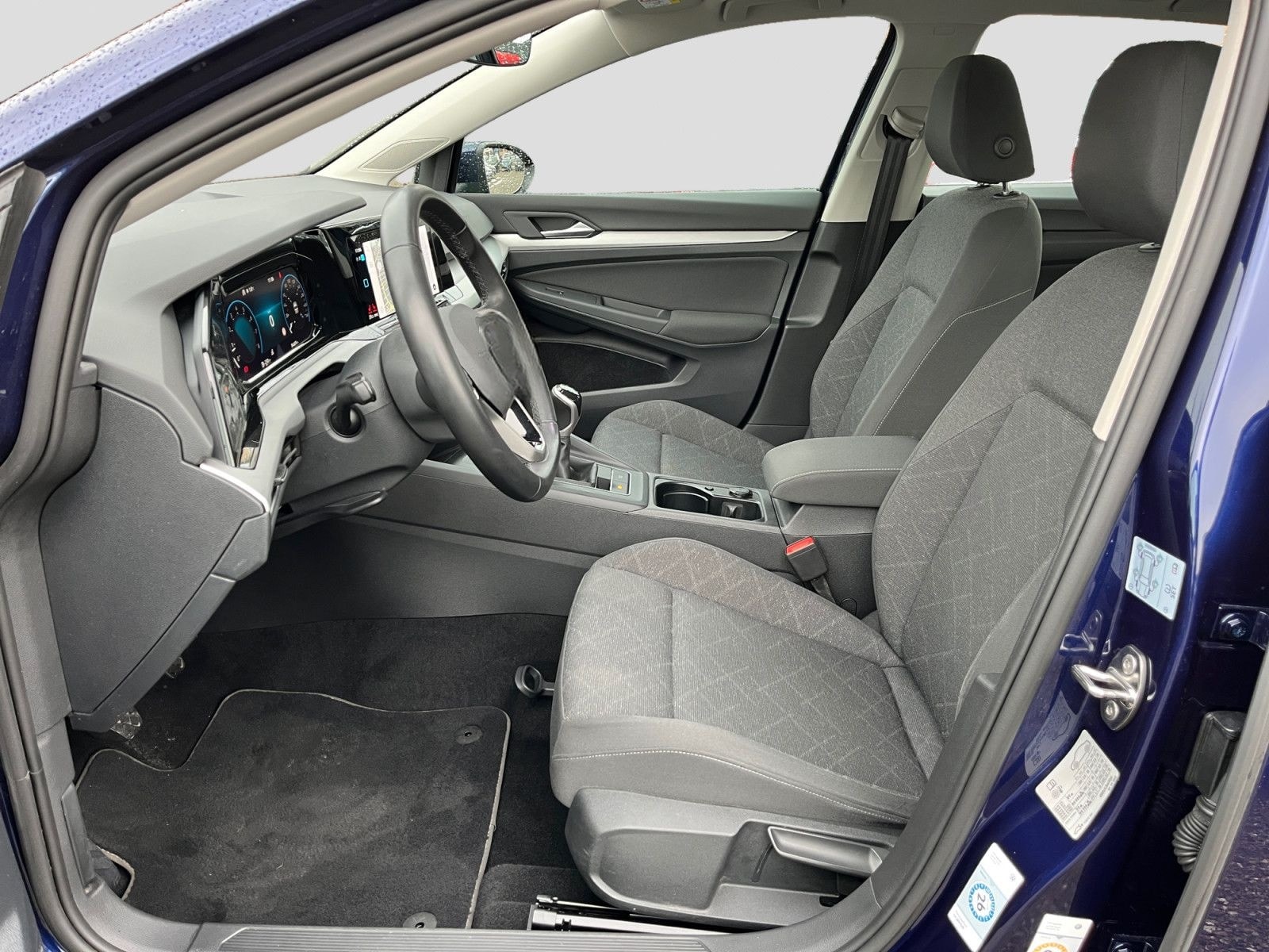 Volkswagen Golf VIII Variant 1.5TSI Life ACC Cam Navi Pano foto 10