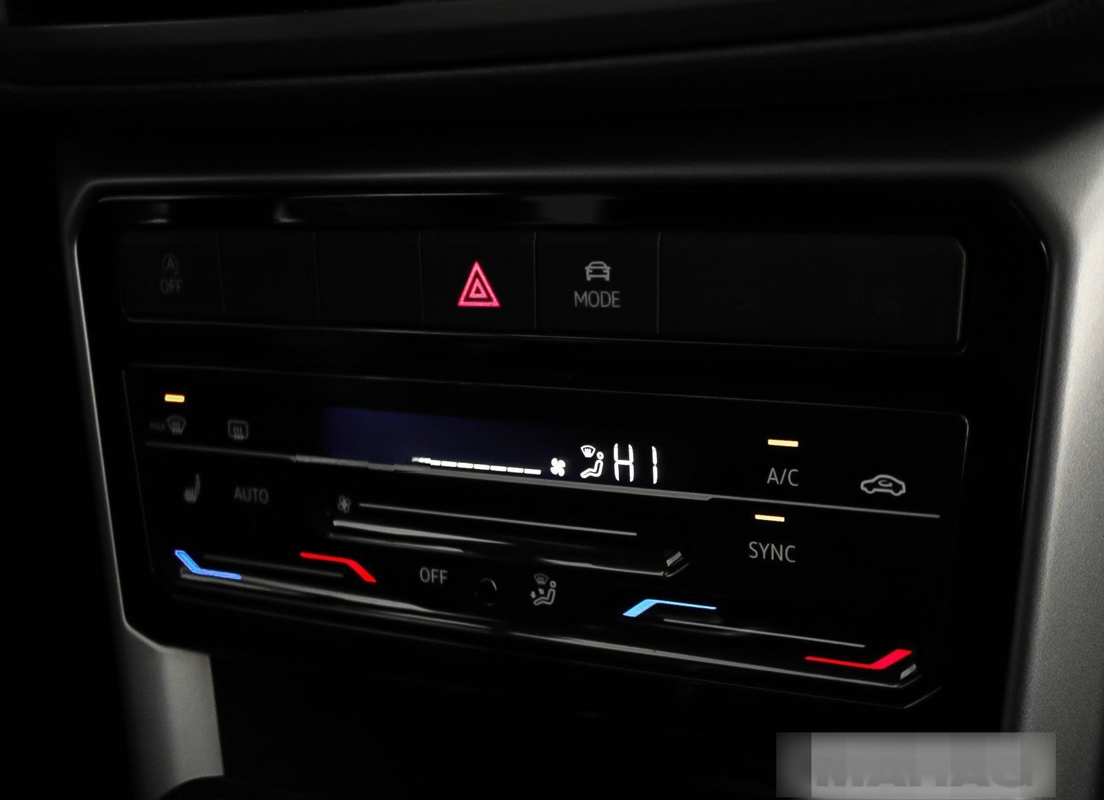 Volkswagen T-Cross ACTIVE 1.5 TSI Navi ParkPilot App DSG foto 23