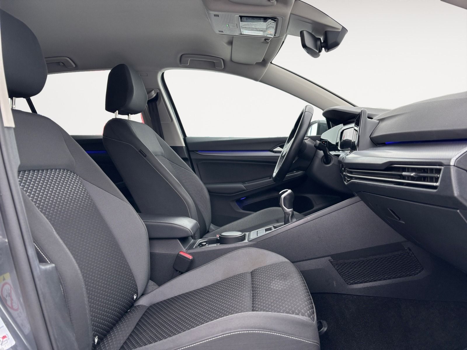 Volkswagen Golf VIII 1.5 TSI Active+NAVI+RFK+Standhzg+LED+A foto 15