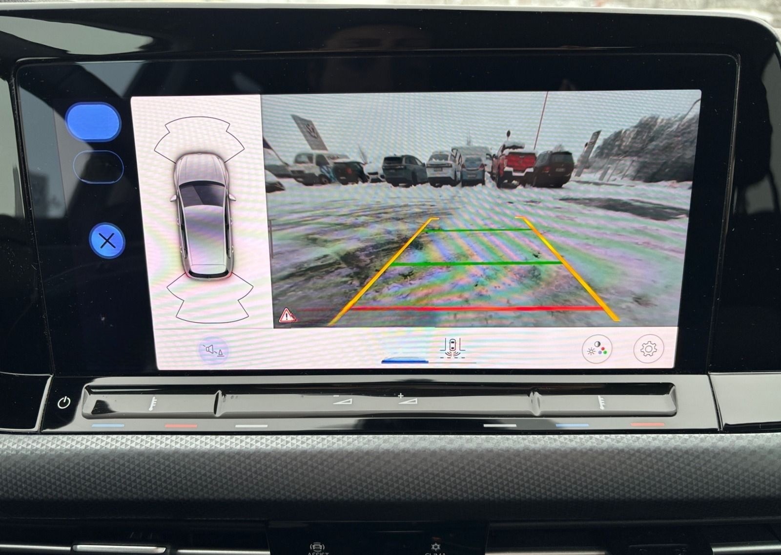 Volkswagen Golf VIII 1.5 TSI Active+NAVI+RFK+Standhzg+LED+A foto 18