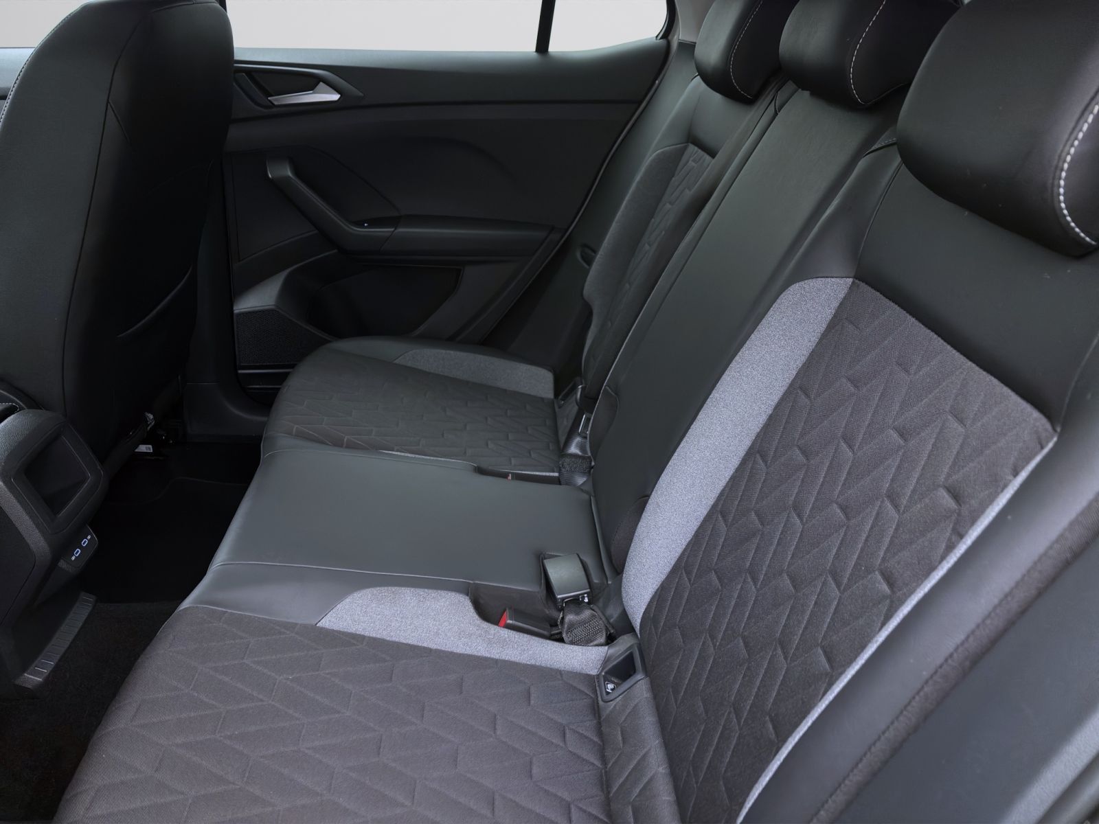 Volkswagen T-Cross 1.0 TSI GOAL NAVI KLIMA PDC LED SHZG foto 15