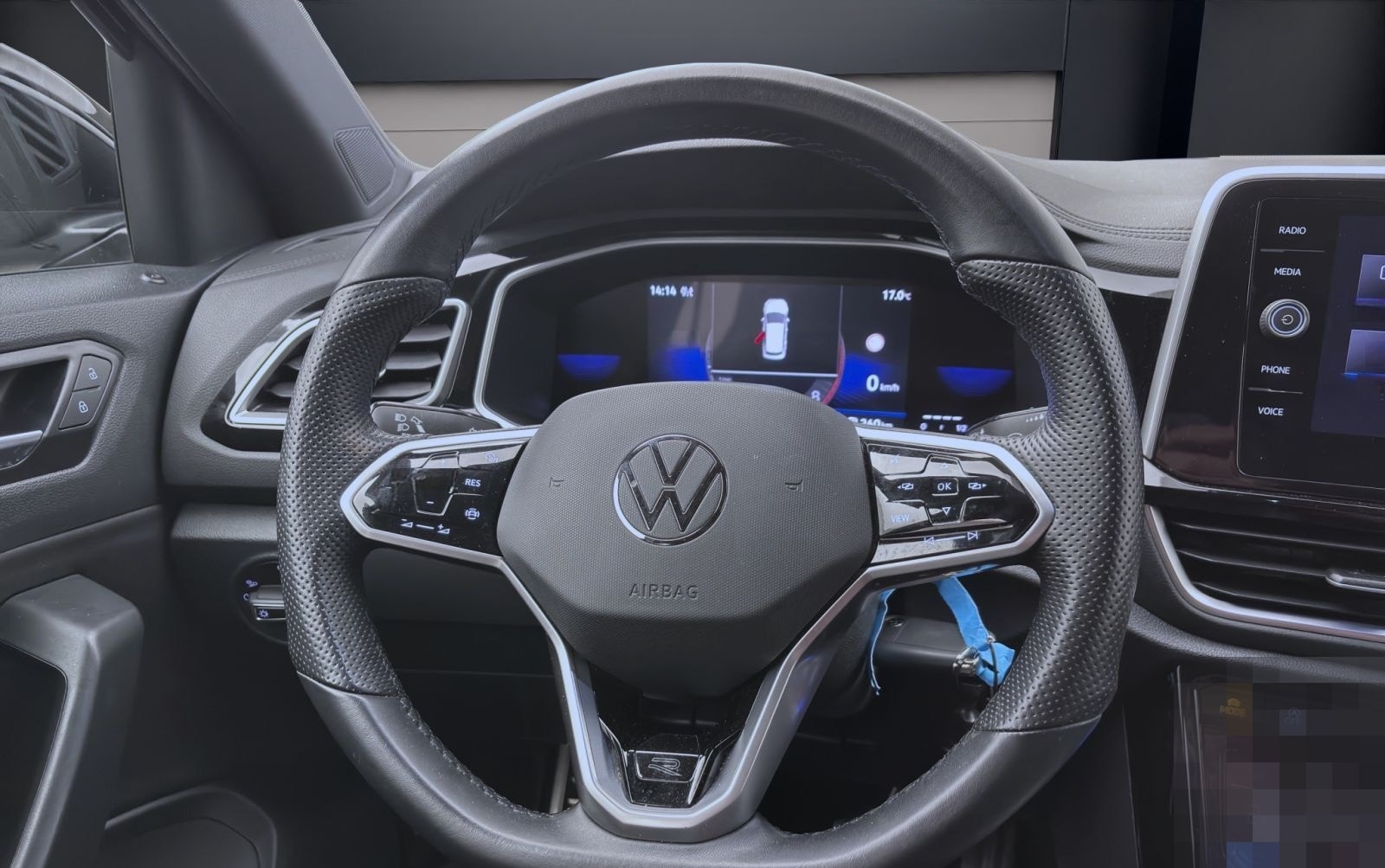 Volkswagen T-Roc 1.0 TSI R-LINE ACC PDC KAMERA LED NAVI foto 11