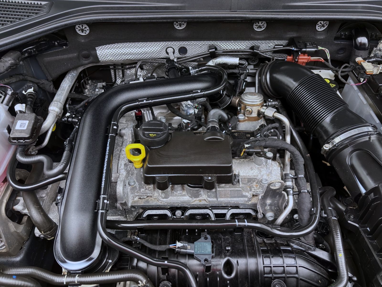 Volkswagen T-Roc 1.0 TSI R-LINE ACC PDC KAMERA LED NAVI foto 18