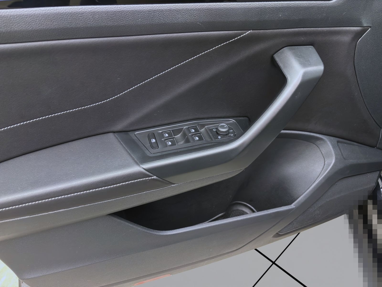 Volkswagen T-Roc 1.0 TSI R-LINE ACC PDC KAMERA LED NAVI foto 10