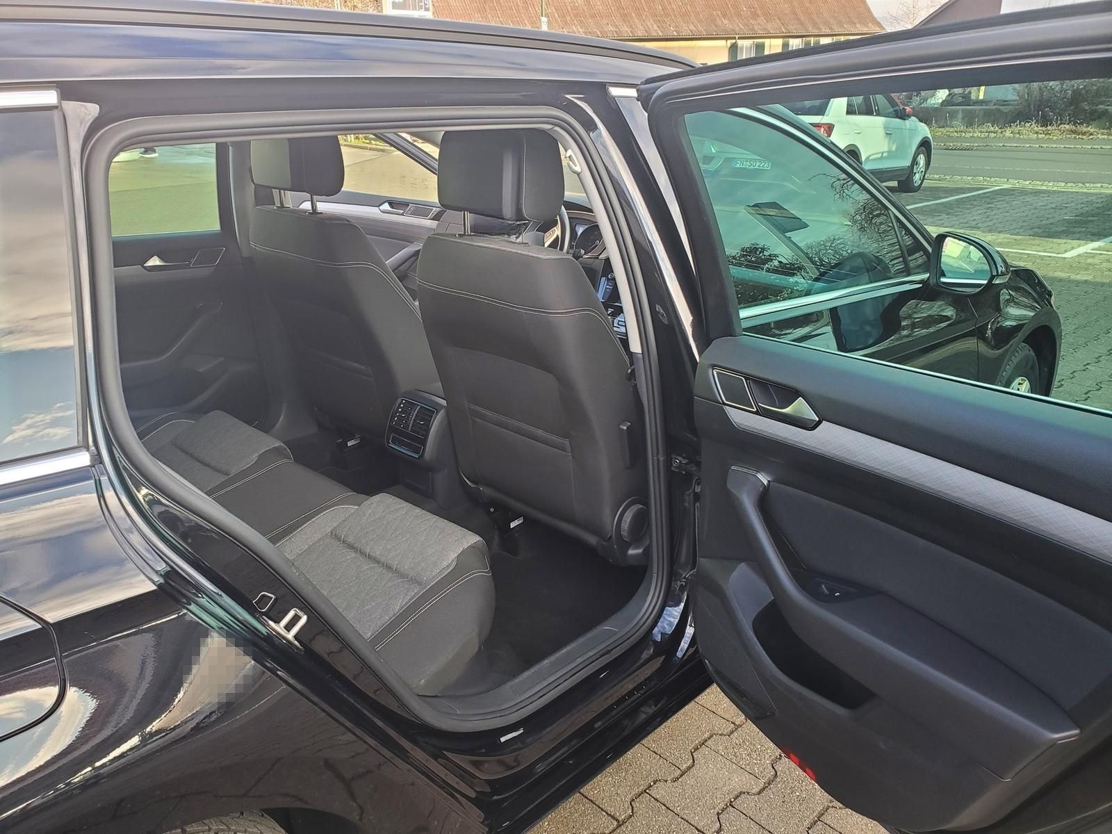 Volkswagen Passat Variant 2.0 TDI Business,DSG, Navi, AHK foto 11