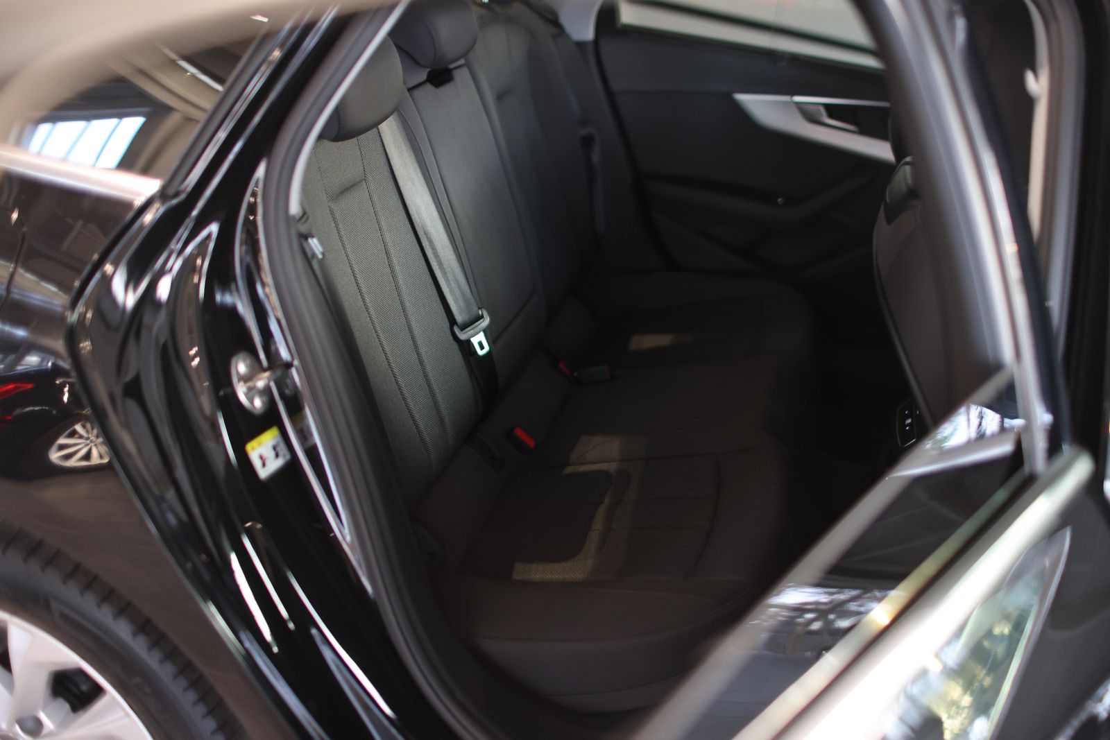 Audi A4 35 TDI ADVANCED RÜCKFAHRKAMERA / EL.SITZE foto 13