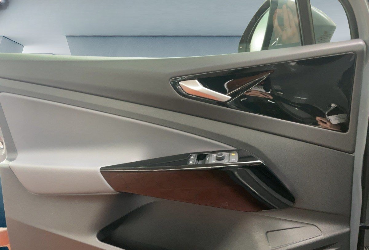 Volkswagen ID.4 Pure MATRIX+APP+DAB+SHZ+ACC+LED+NAVI+PDC foto 12