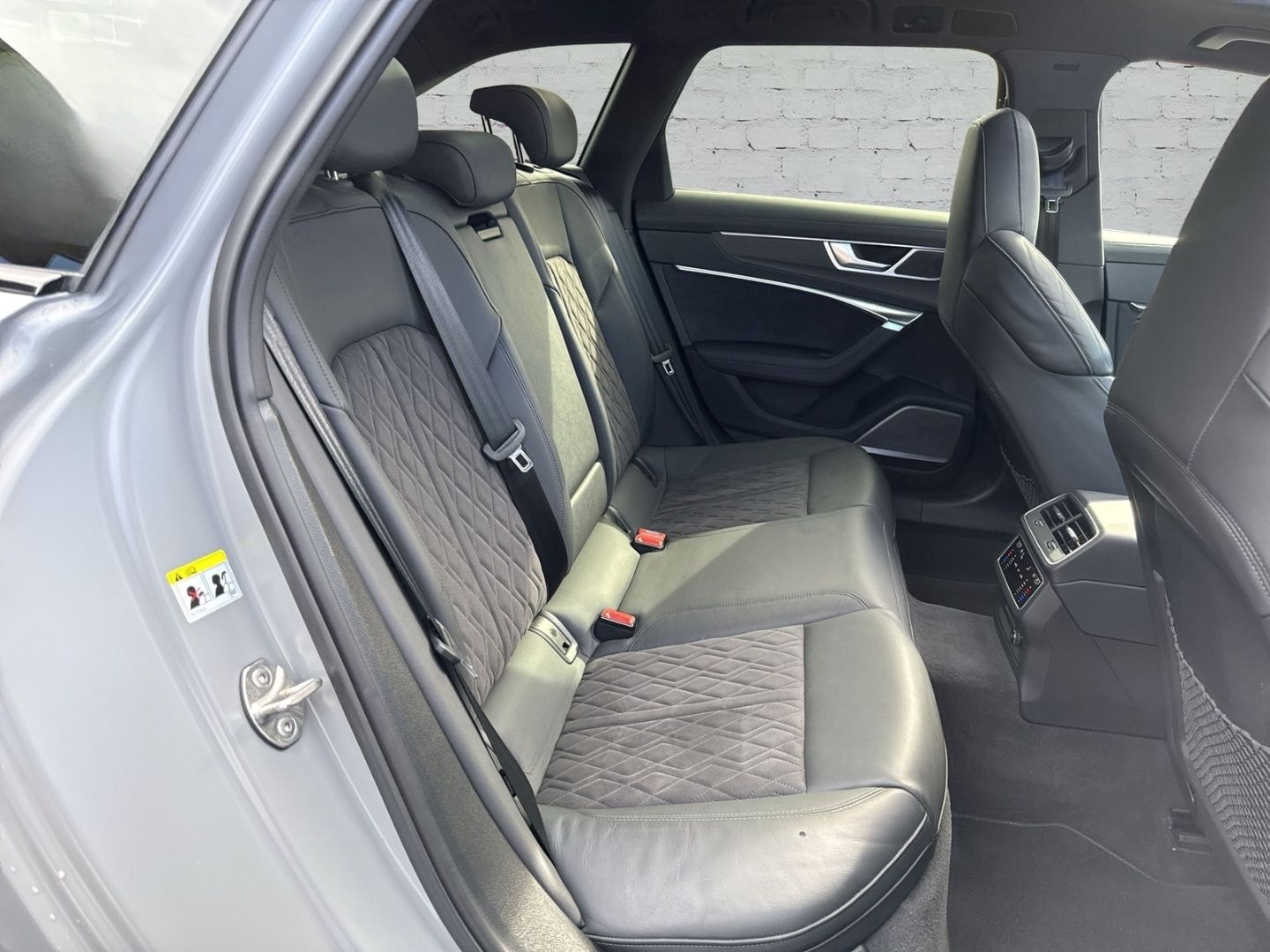 Audi RS6 Avant 4.0 TFSI quattro Luftfederung AD Nivea foto 10