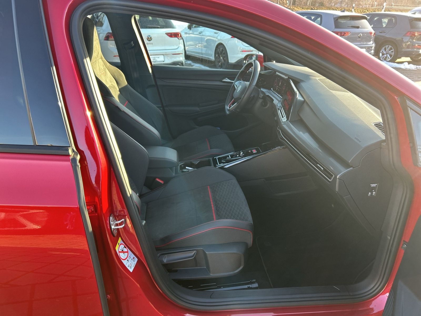 Volkswagen Golf VIII GTI Clubsport, ACC, RearView, Estoril foto 14