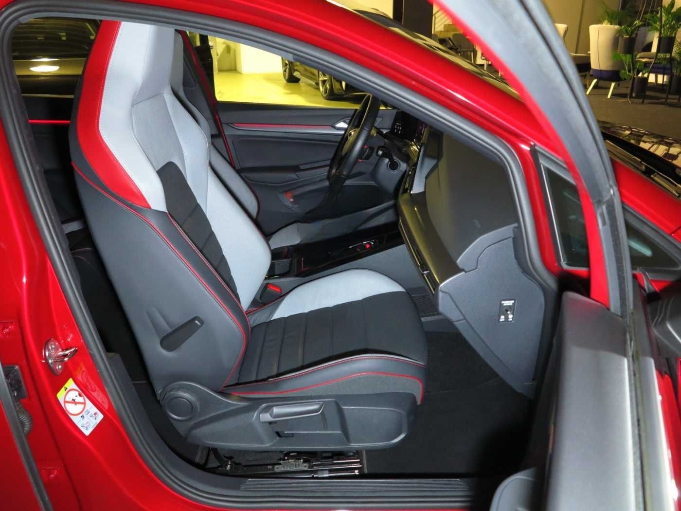 Volkswagen Golf VIII GTI 2.0 TSI DSG7 Clubsport Leder eSAD foto 11