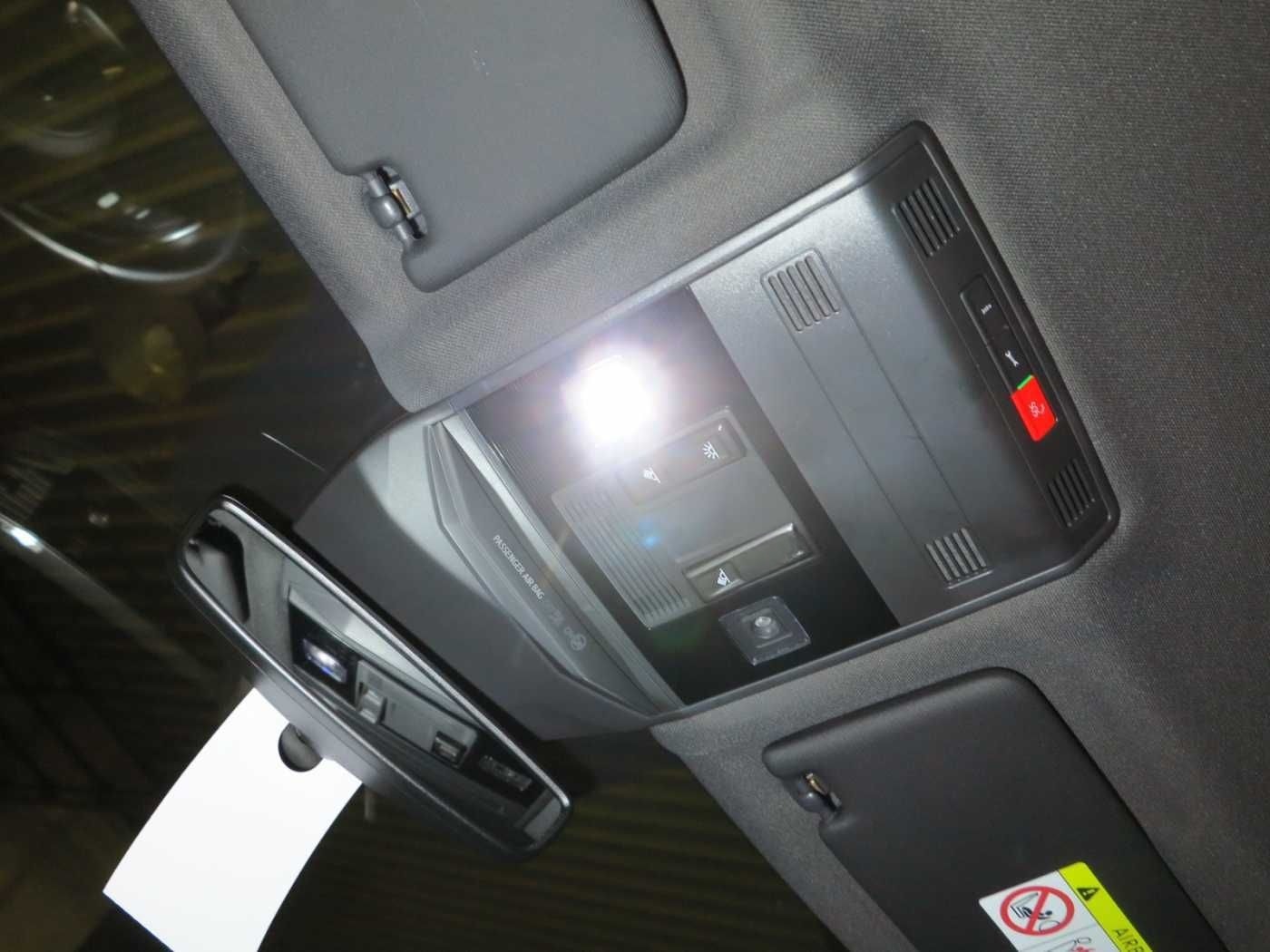 Volkswagen T-Roc 1.5 TSI ACT OPF Sport AHK Navi DAB LM17 foto 17