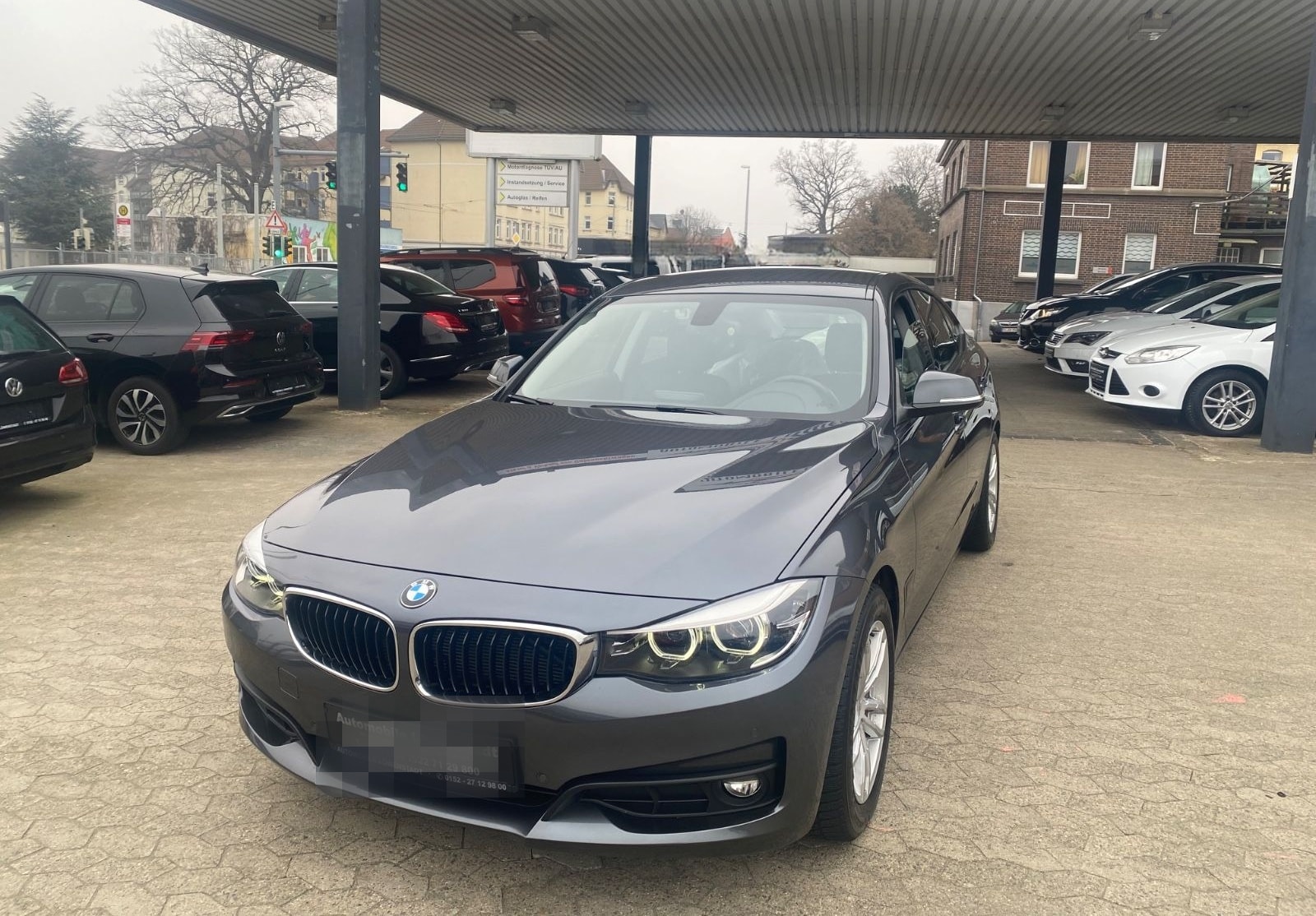 BMW 320 3 Gran Turismo 320 d Advantage foto 16