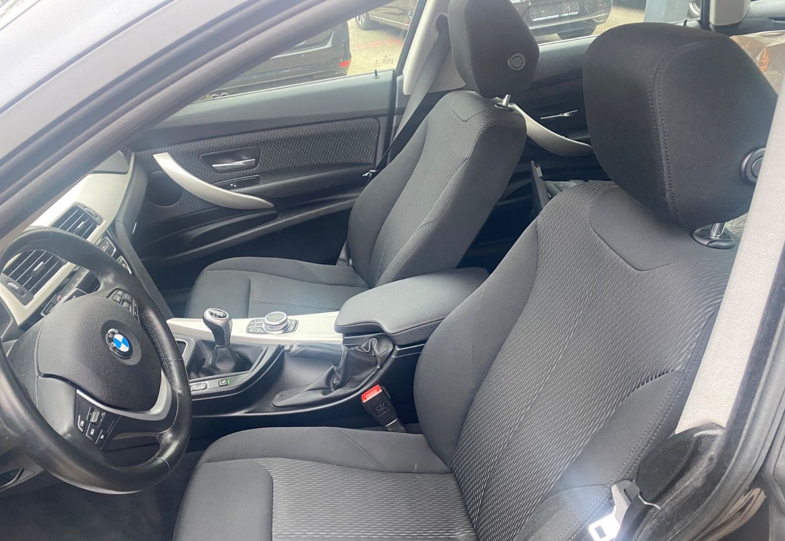 BMW 320 3 Gran Turismo 320 d Advantage foto 20