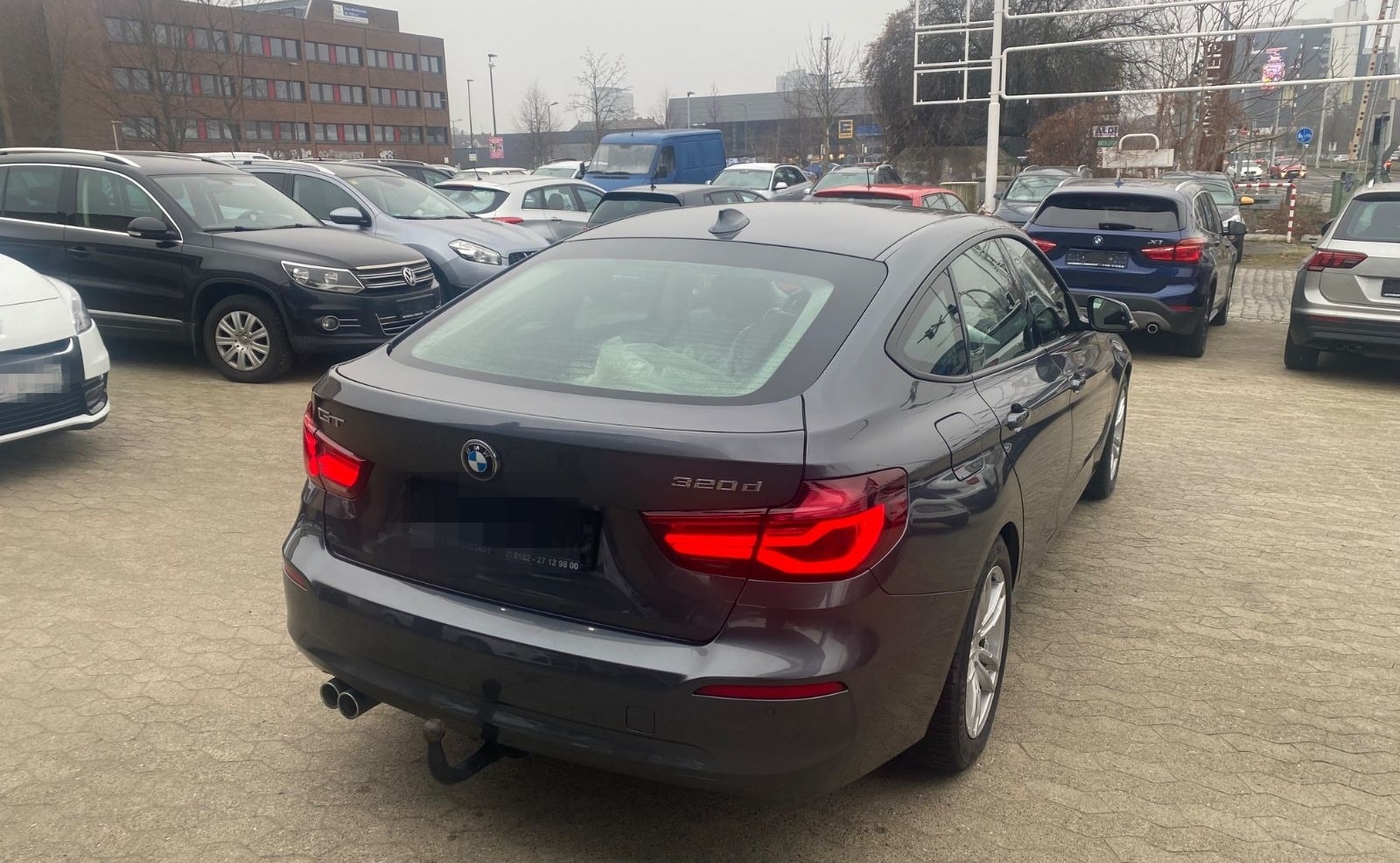 BMW 320 3 Gran Turismo 320 d Advantage foto 9