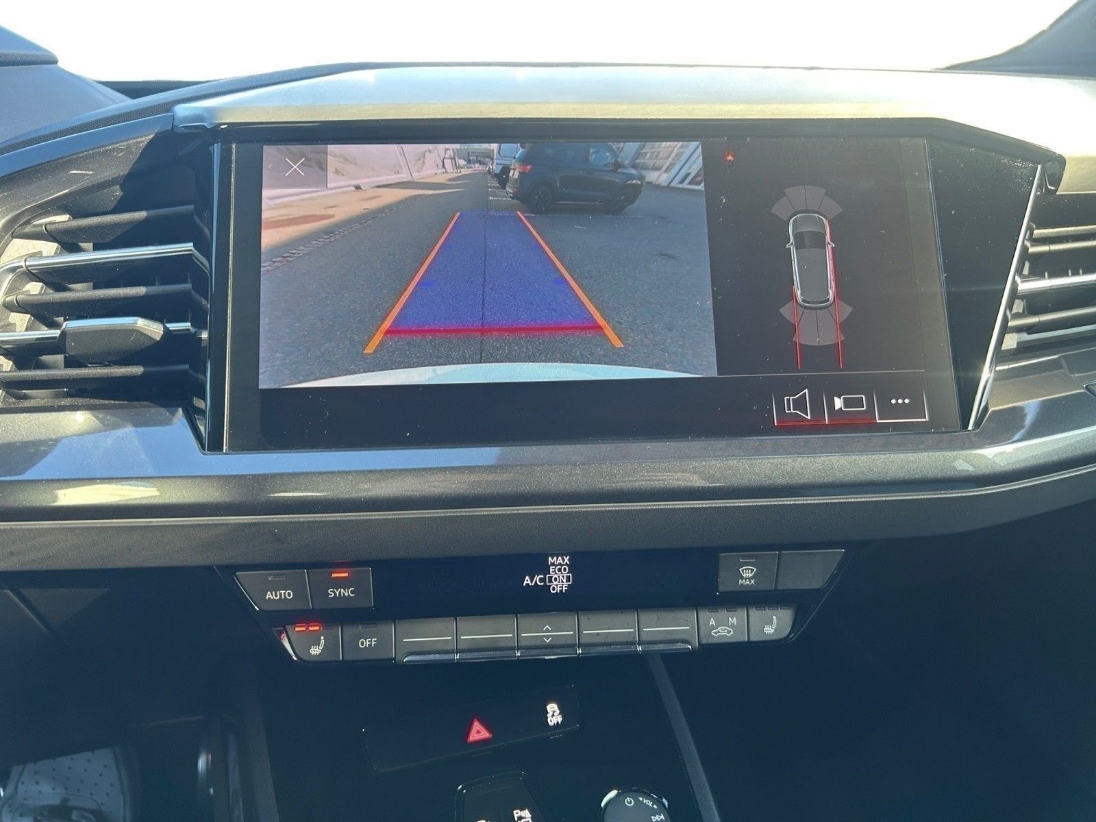 Audi Q4 e-tron 40 S line *ACC*KAMERA*LEDER*PANO*NAVI* foto 15