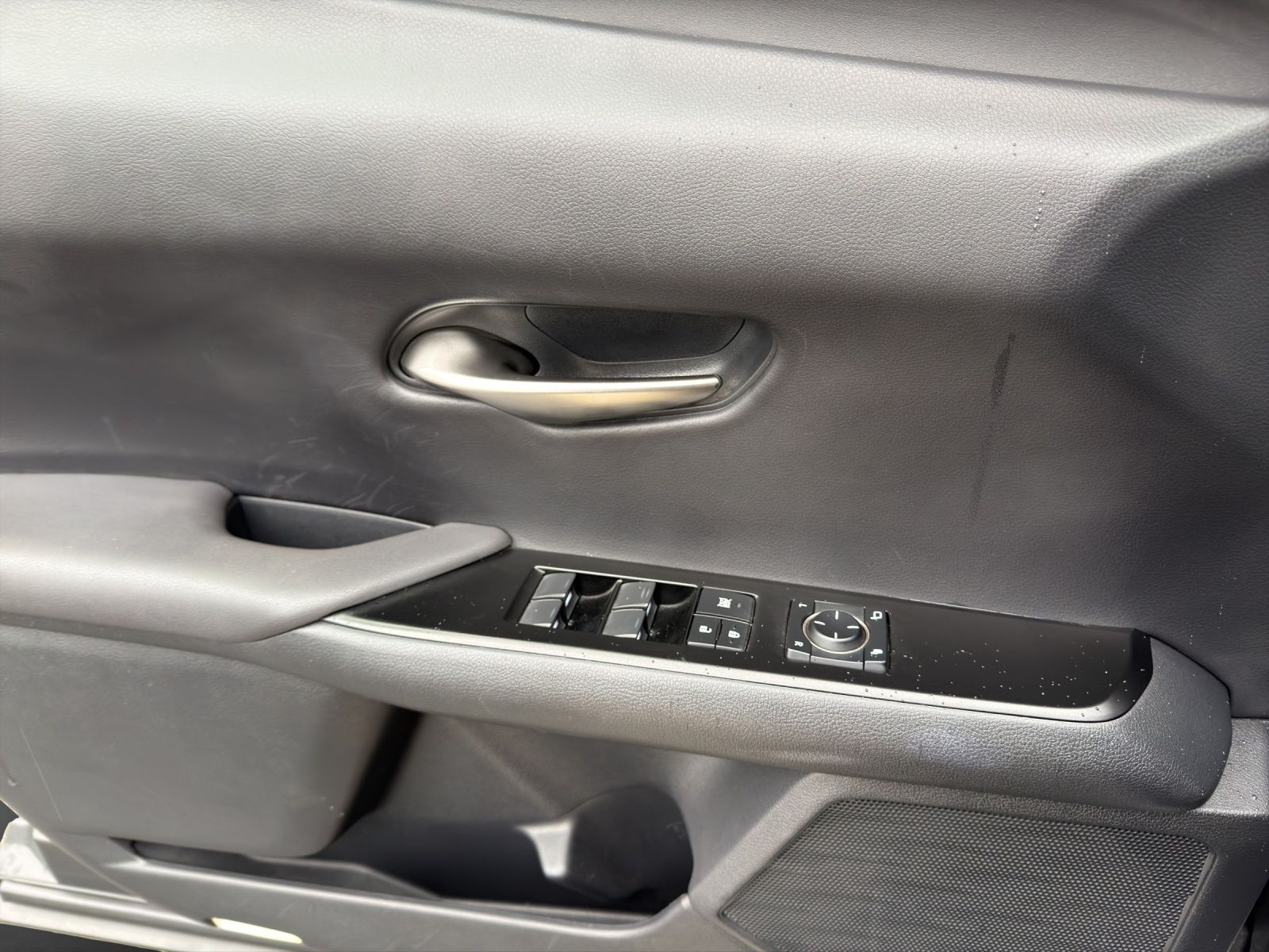 Lexus UX 250 h*STYLE*CARPLAY*PDC*15 JAHRE GARANTIE foto 12