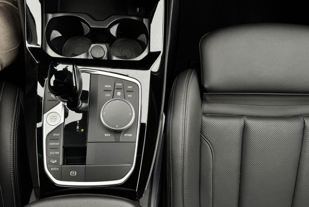 BMW X3 xDrive 20d M-Sport LED Parkassist LiveCockpit foto 8