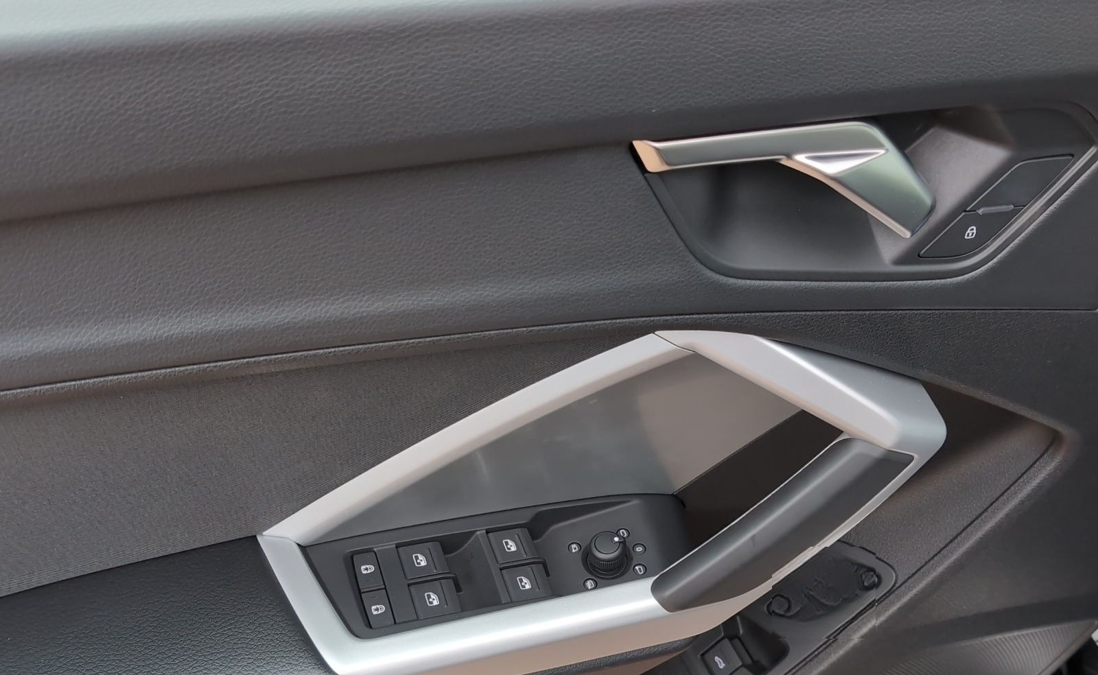 Audi Q3 35 TDI advanced S tro*LED*Virtual*Navi+*Kamer foto 13