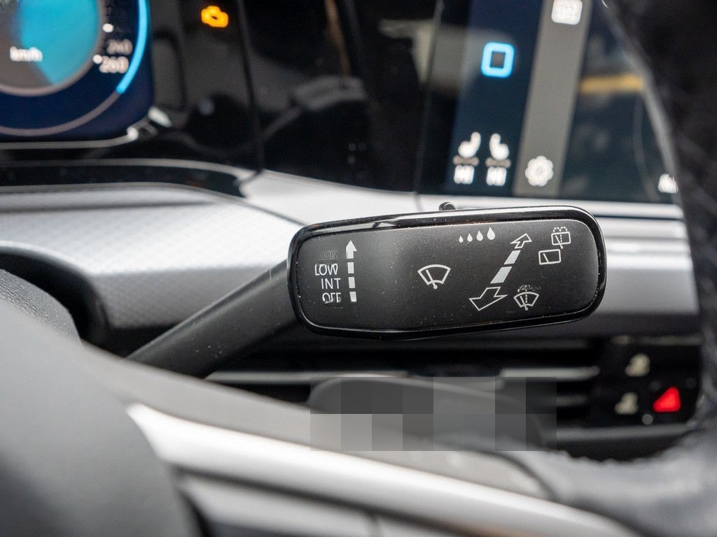 Volkswagen Golf VIII ACTIVE 2,0 l TDI DSG AHK ACC LED NAVI foto 20