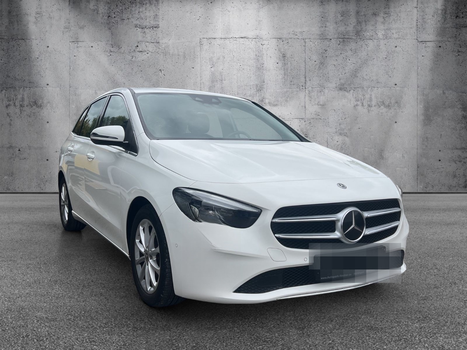 Mercedes-Benz B 180d Aut. NAVI KAMERA LED AHK StandHz. 1 HAND foto 7