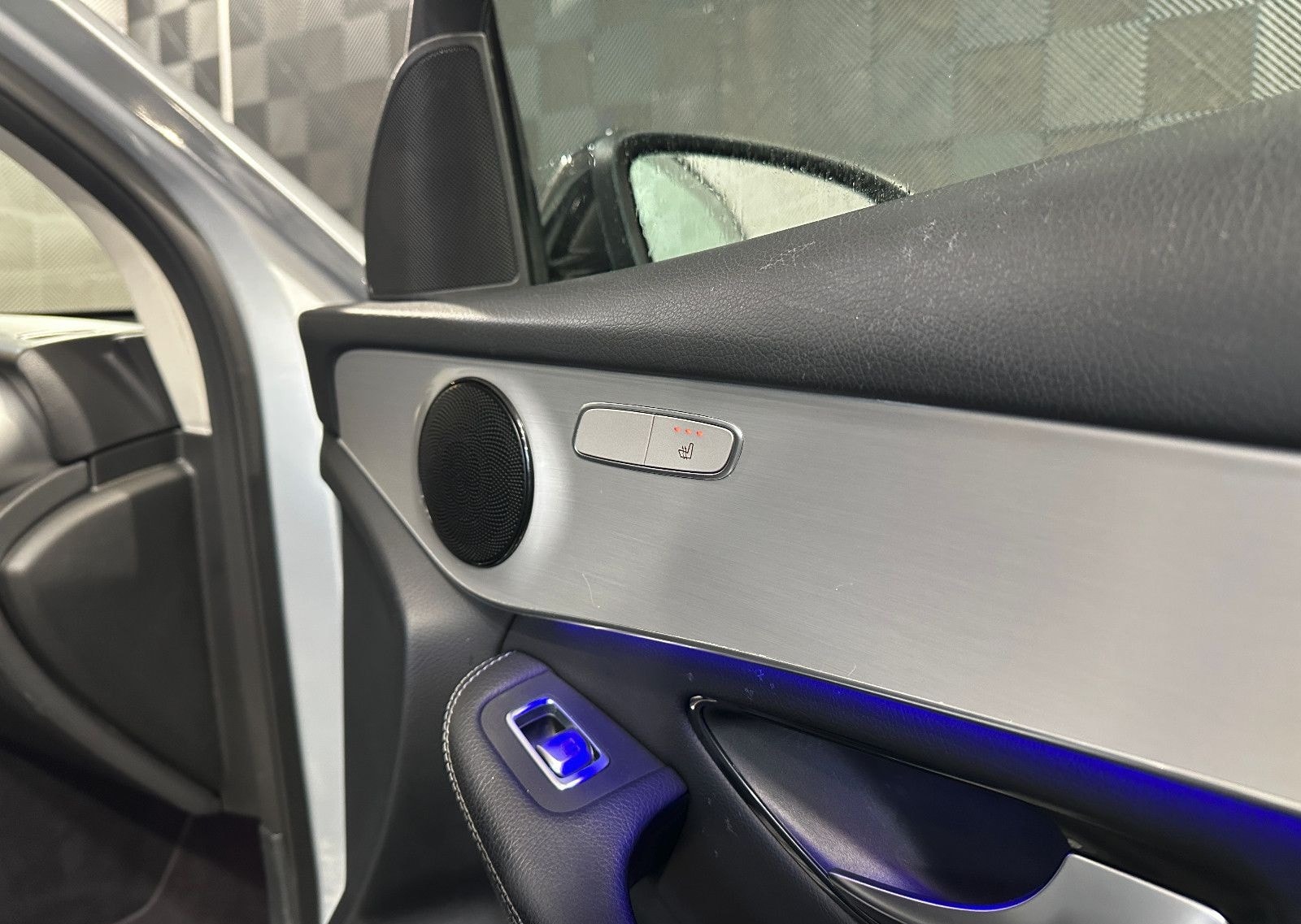 Mercedes-Benz GLC 200 4M*AMG*NIGHT-LED-AHK-ACC-PDC-MBUX-TOT.W foto 19