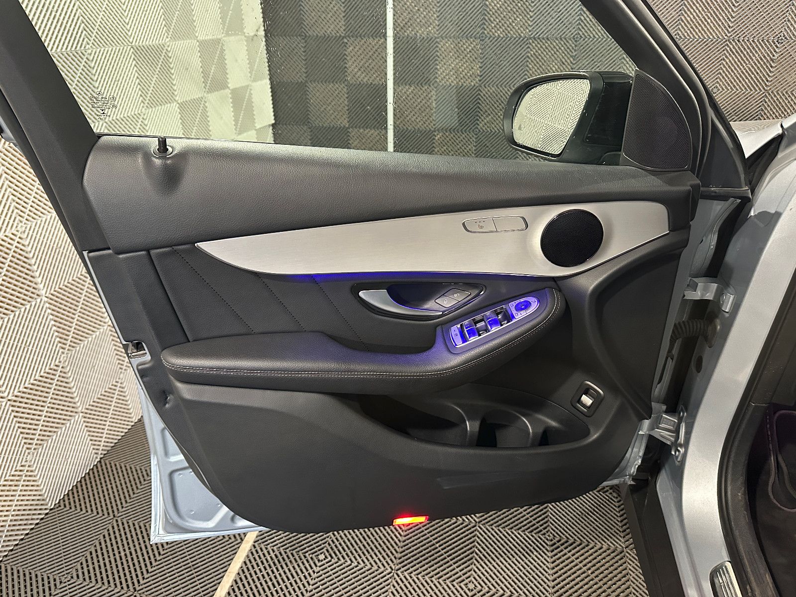 Mercedes-Benz GLC 200 4M*AMG*NIGHT-LED-AHK-ACC-PDC-MBUX-TOT.W foto 21