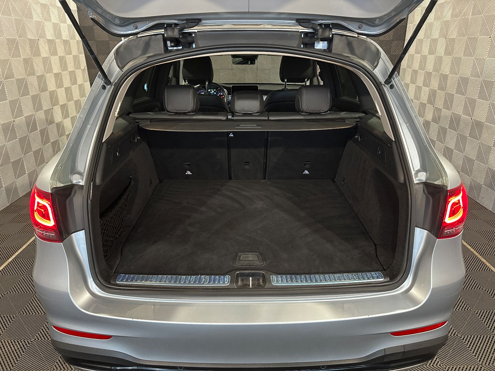 Mercedes-Benz GLC 200 4M*AMG*NIGHT-LED-AHK-ACC-PDC-MBUX-TOT.W foto 5