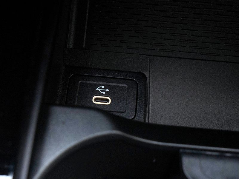 Mercedes-Benz A 180 d Kompaktlimousine AMG NIGHT DISTR KAMERA foto 22