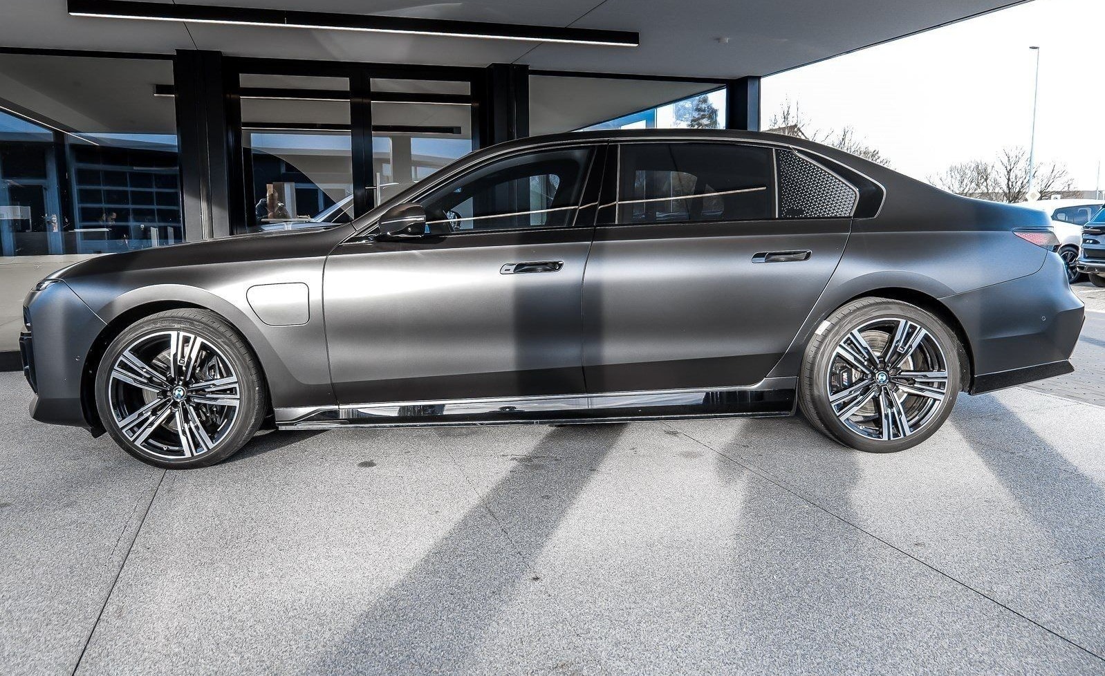 BMW 750e xDrive M Sport TV HUD PANO ACC 360°KAM RFK  foto 4