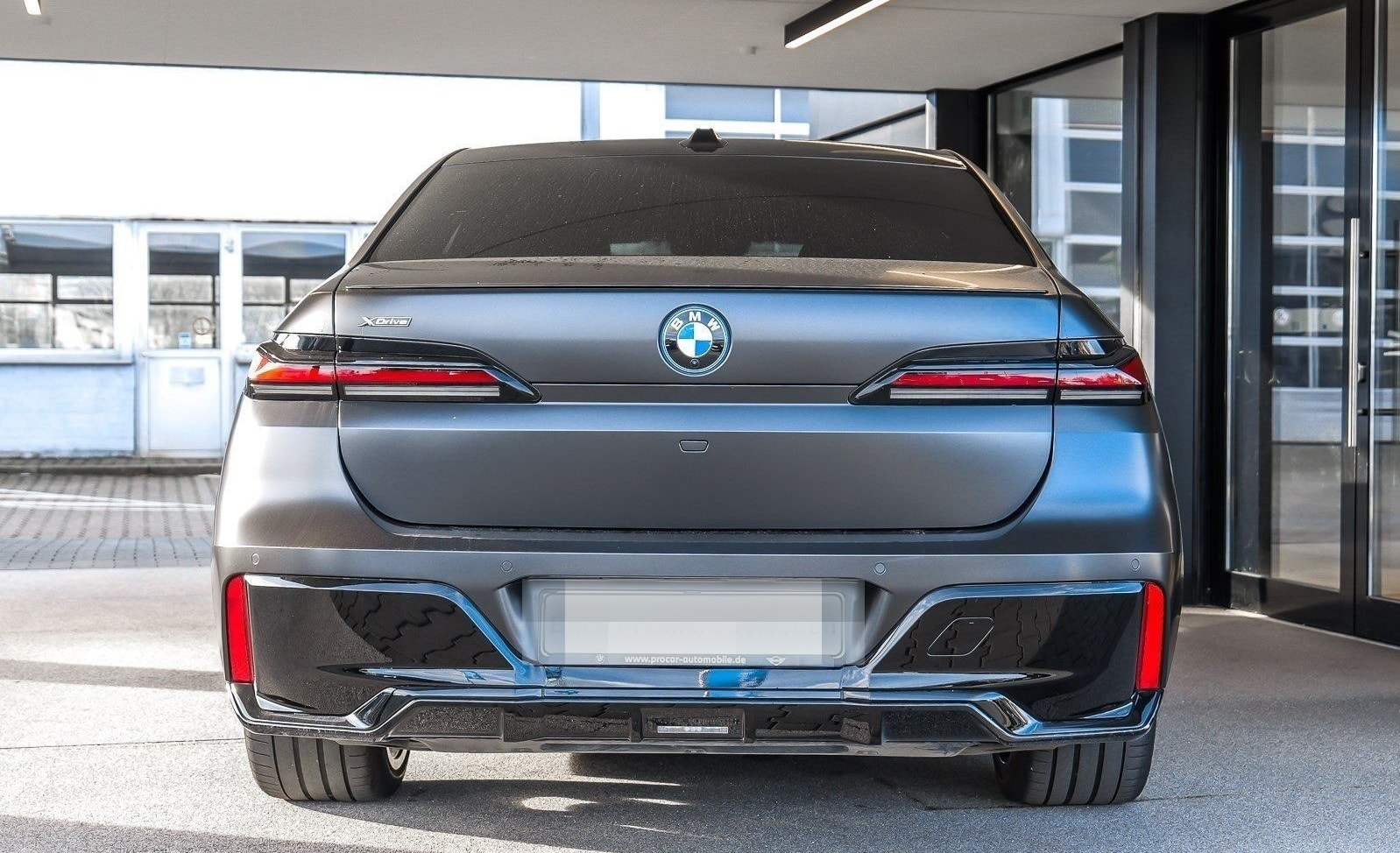 BMW 750e xDrive M Sport TV HUD PANO ACC 360°KAM RFK  foto 6