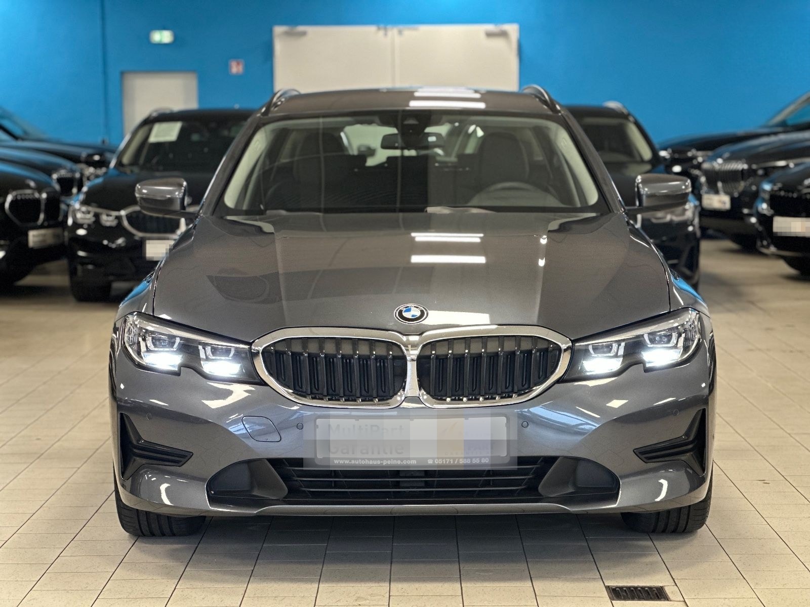 BMW 318d/LCPProf/Navi/LEDerSportStz/Temp/M-Lenkrad foto 10