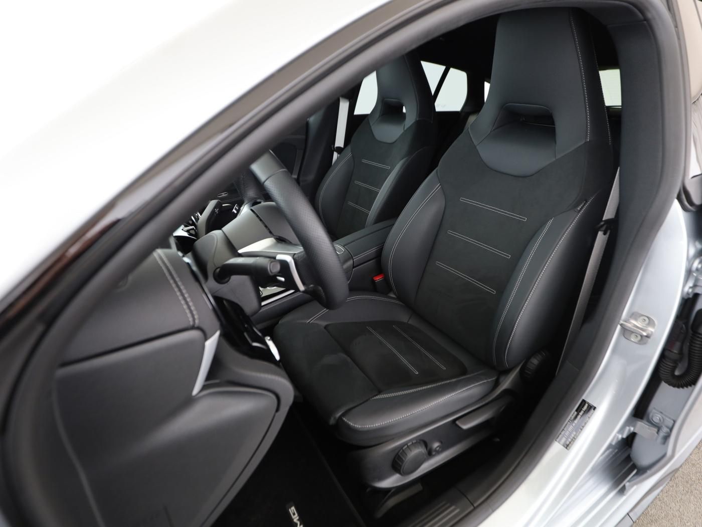 Mercedes-Benz CLA 200 d SB AMG ADV. PLUS+NIGHT+AHK+MULTIB+AMBI foto 19