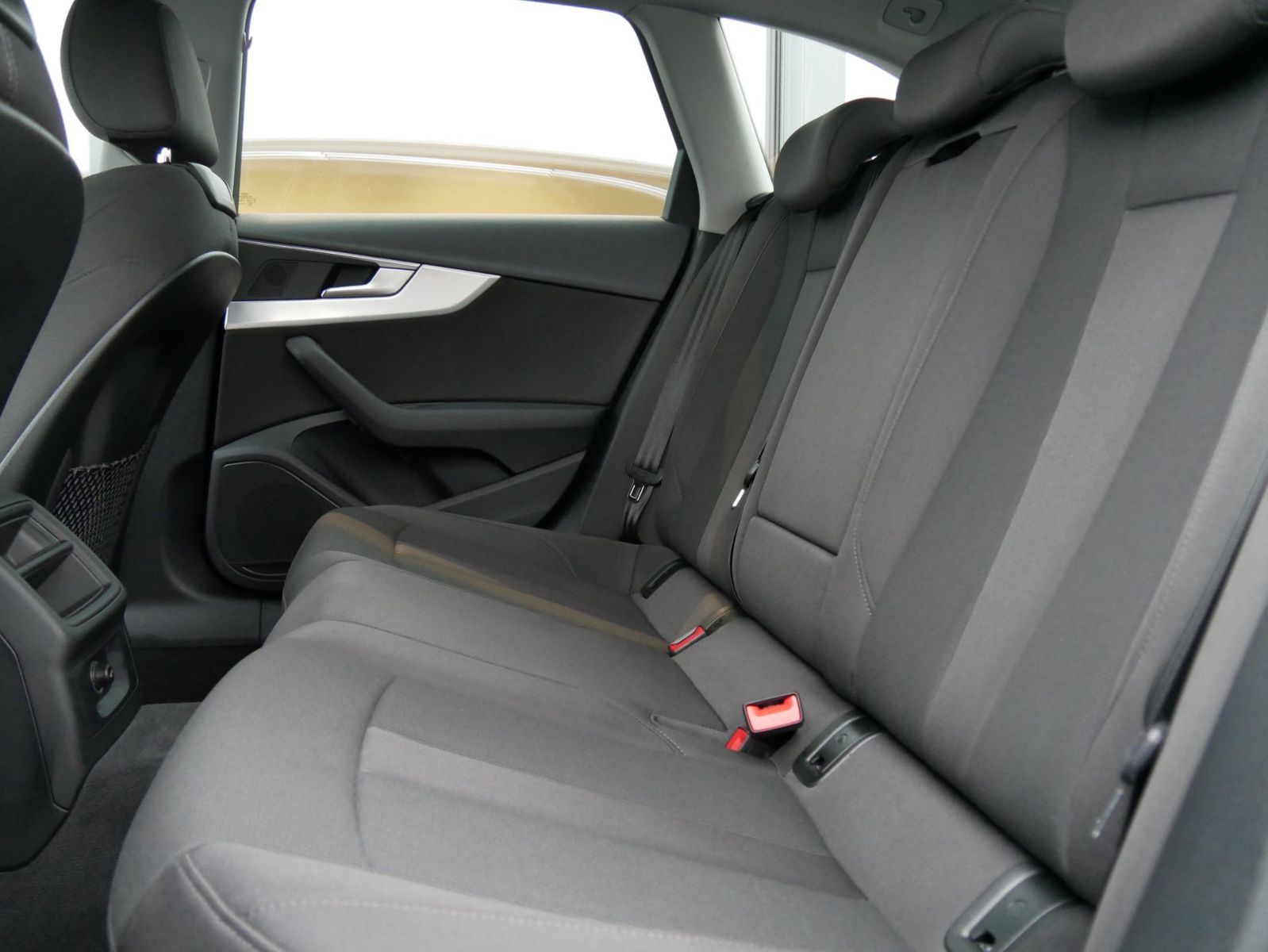 Audi A4 40 TDI sport TEMPO*TÜV NEU*Sitzhzg. foto 15