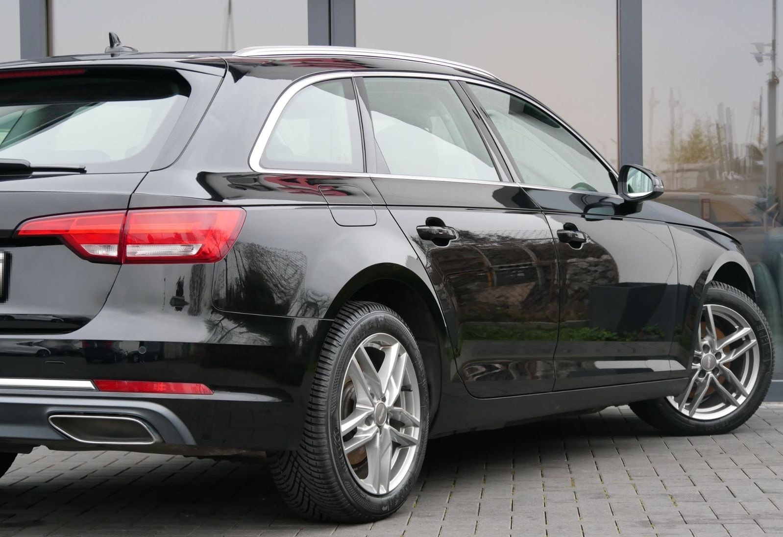 Audi A4 40 TDI sport TEMPO*TÜV NEU*Sitzhzg. foto 18