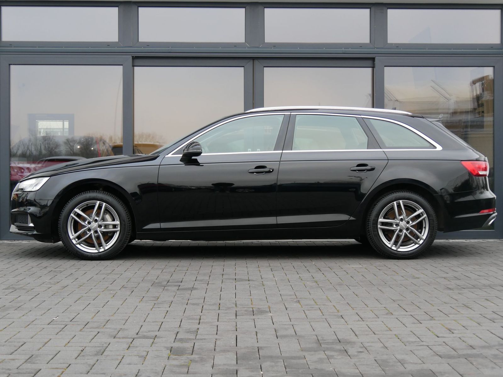 Audi A4 40 TDI sport TEMPO*TÜV NEU*Sitzhzg. foto 23