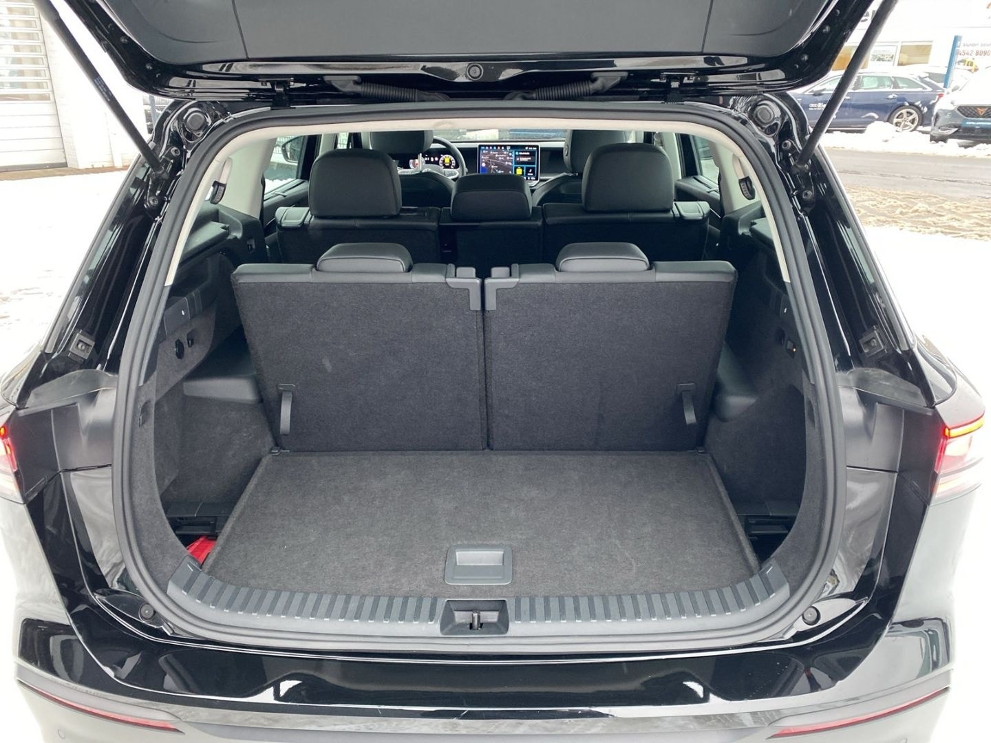 Volkswagen Tayron Life 1,5 eTSI DSG 7-Sitzer AHK Matrix All foto 18