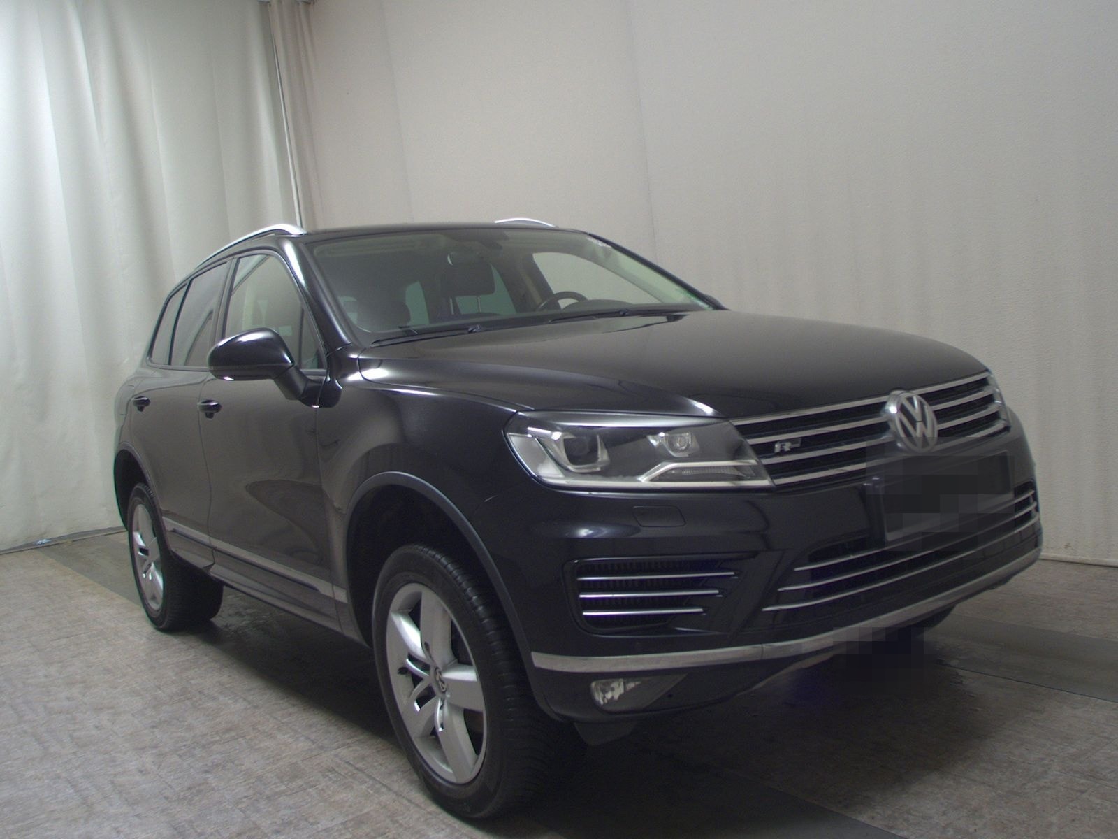 Volkswagen Touareg 3.0 TDI 4M R-Line Luft Leder Navi AHK foto 3