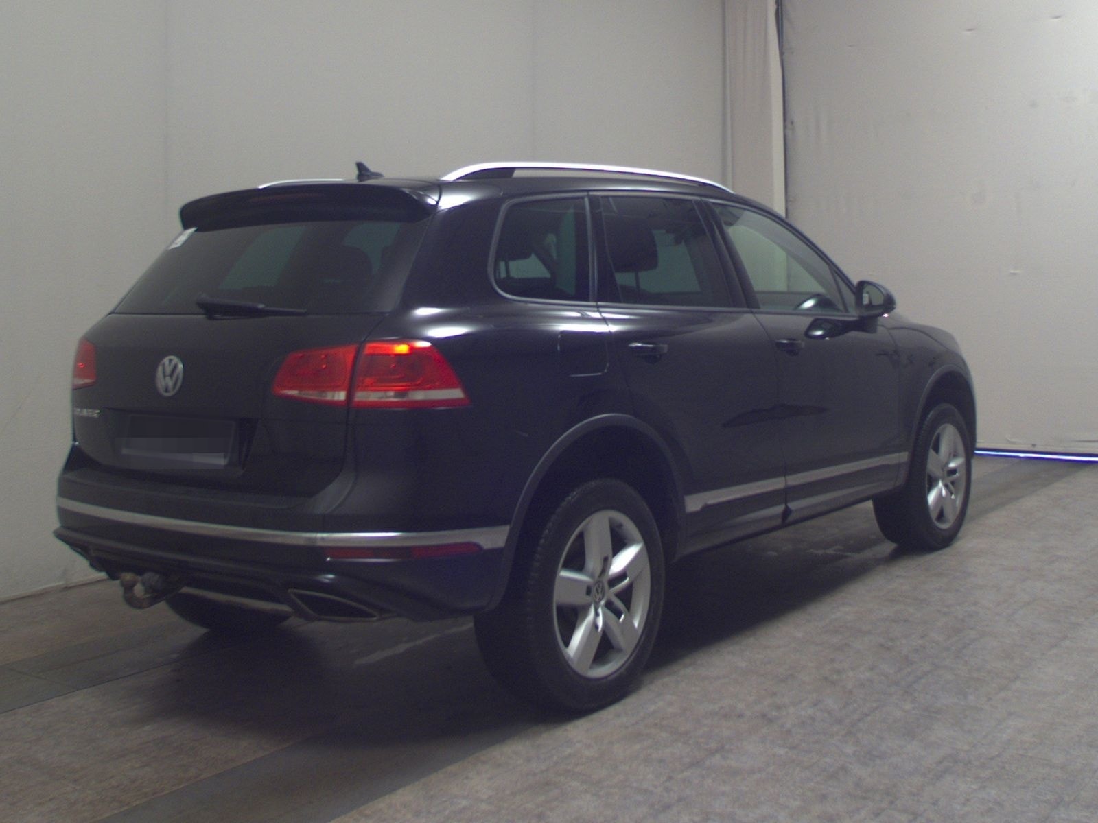 Volkswagen Touareg 3.0 TDI 4M R-Line Luft Leder Navi AHK foto 4