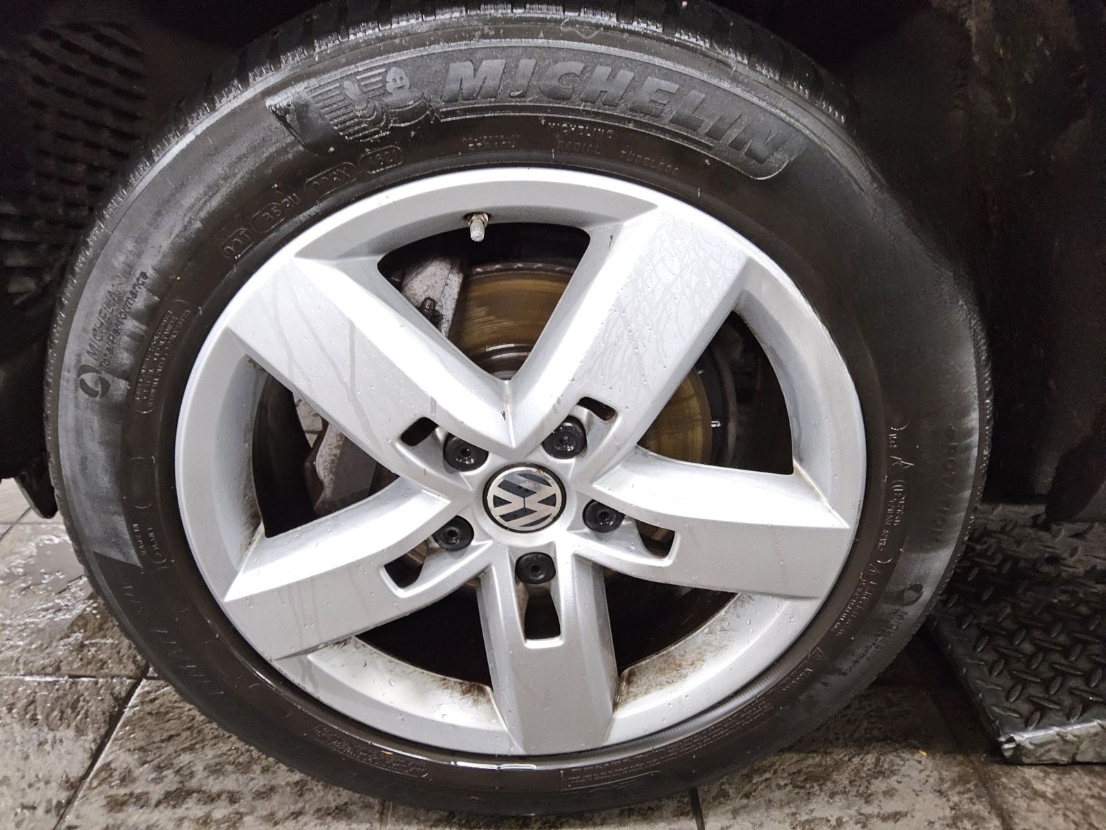 Volkswagen Touareg 3.0 TDI 4M R-Line Luft Leder Navi AHK foto 10