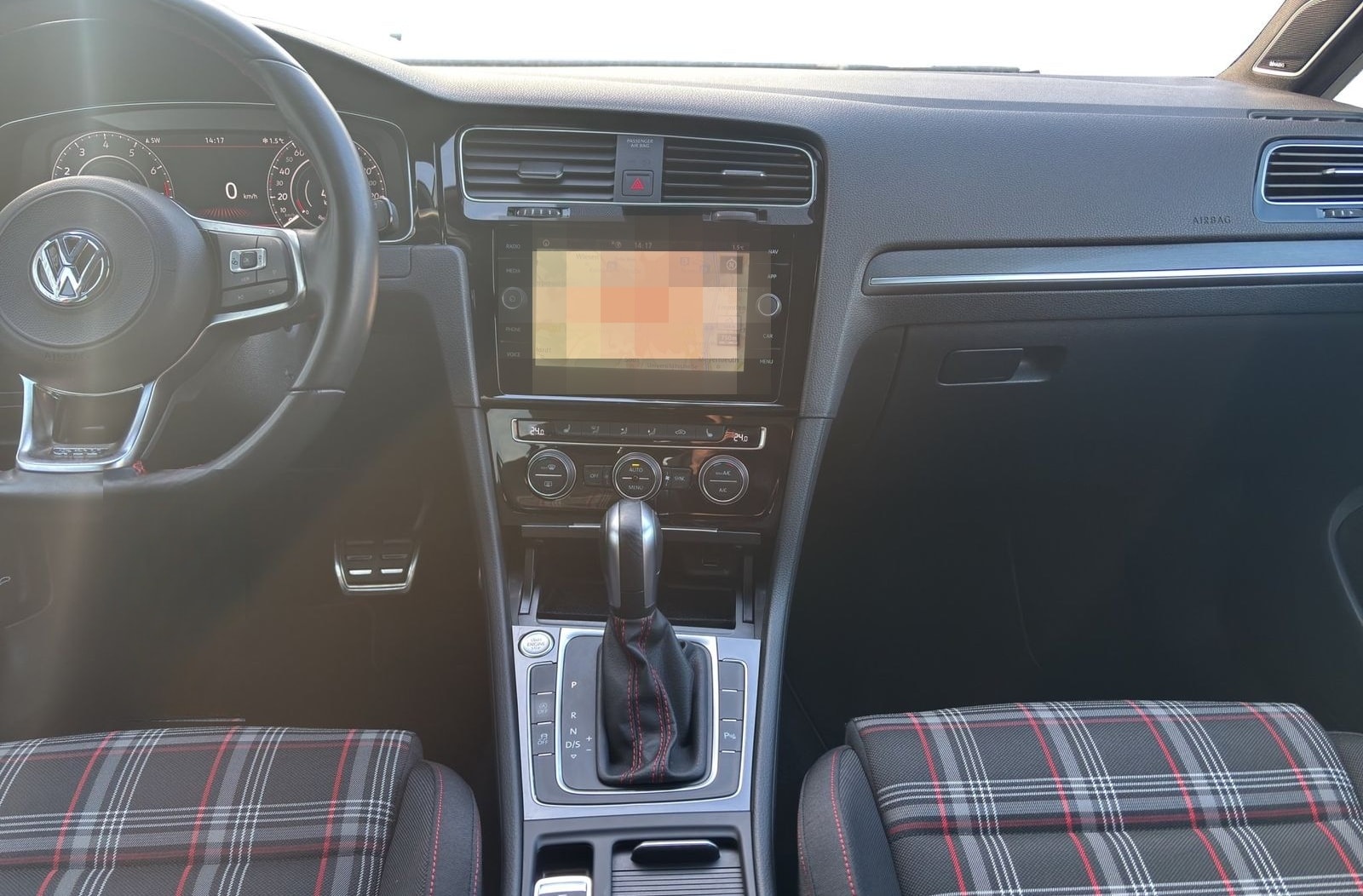 Volkswagen Golf GTI 2.0 TSI Performance Navi AdapLED ACC Na foto 6