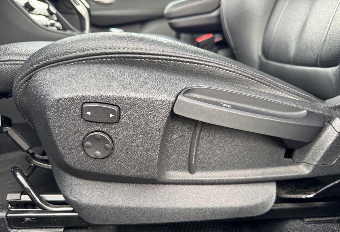 BMW 218 Active Tourer iA SPORT+LEDER+HUD+PANO+AHK+SH foto 16