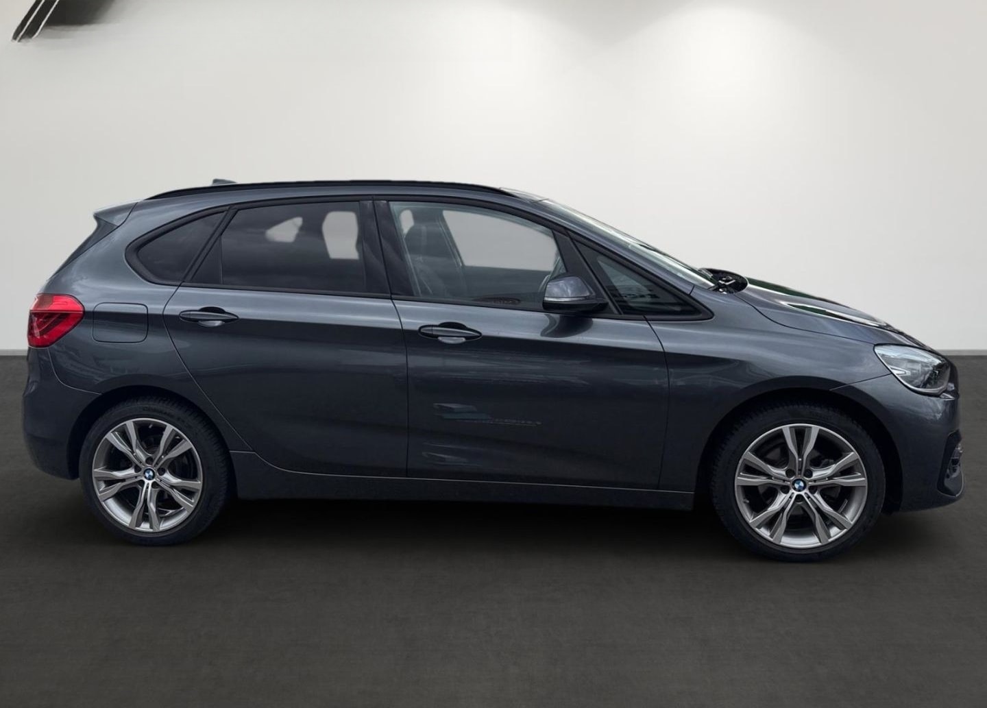 BMW 218 Active Tourer iA SPORT+LEDER+HUD+PANO+AHK+SH foto 4