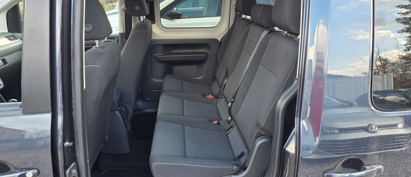 Volkswagen Caddy PKW Trendline BMT foto 8