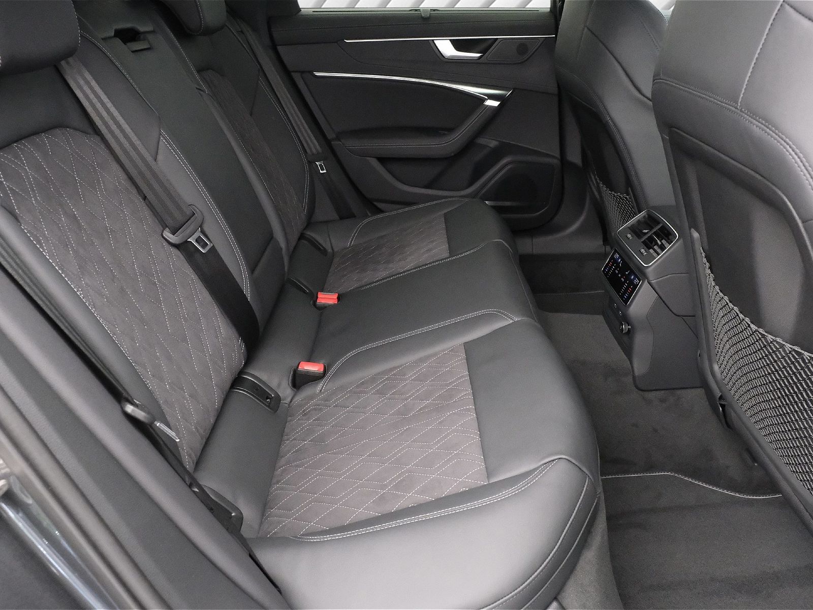 Audi S6 Avant 3.0 TDI quattro basis foto 12