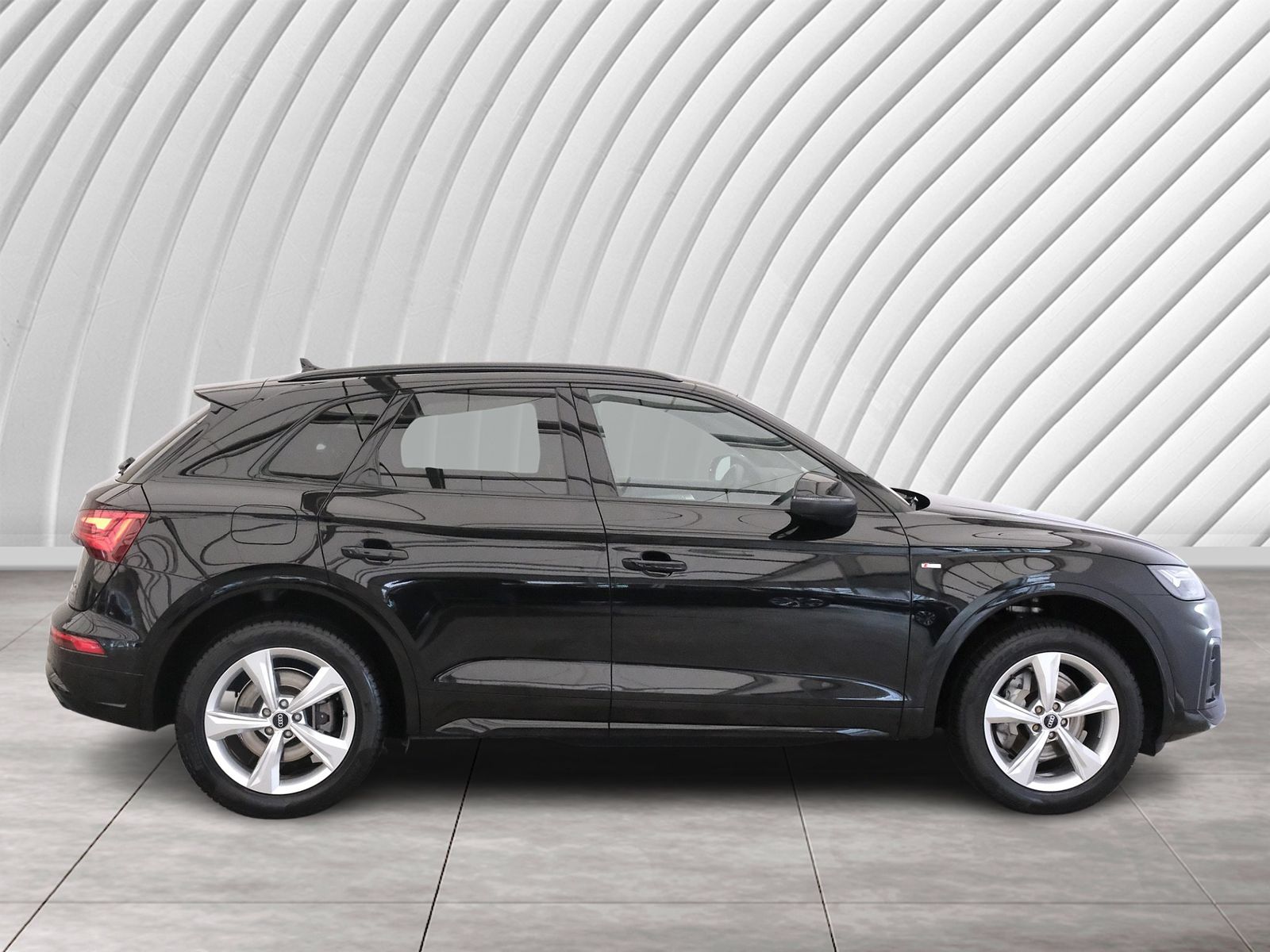 Audi Q5 45 TFSI quattro S line ACC RFK NAVI LED DAB foto 4