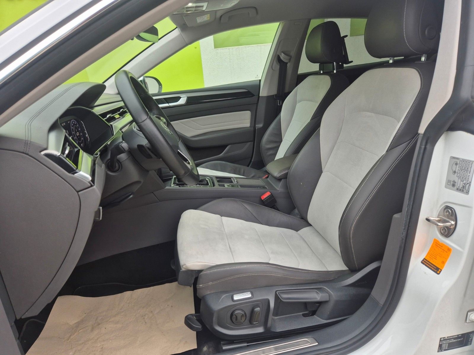 Volkswagen Arteon 2.0 TDI SCR DSG Elegance foto 11