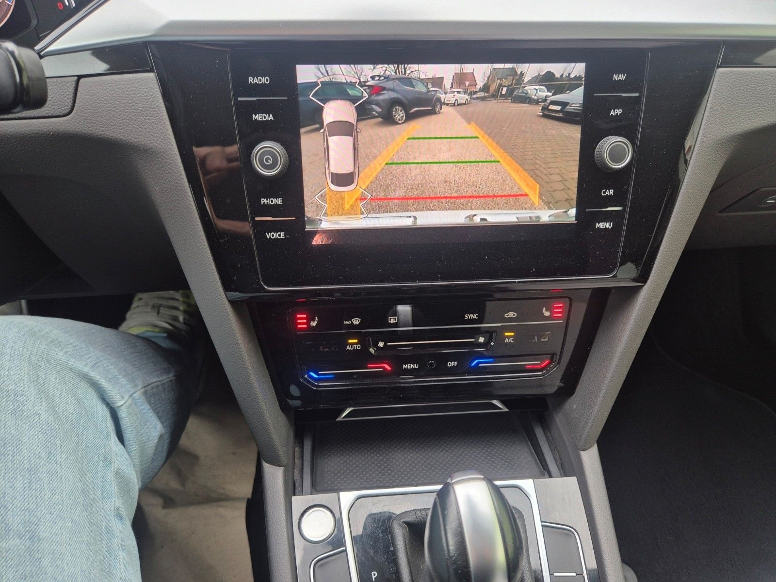 Volkswagen Arteon 2.0 TDI SCR DSG Elegance foto 21